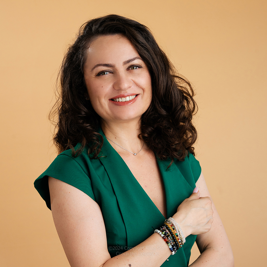 Portret Alina Stan, Coach the Corporate - despre mine si calatoria mea in coaching pentru dezvoltarea personala si profesionala.